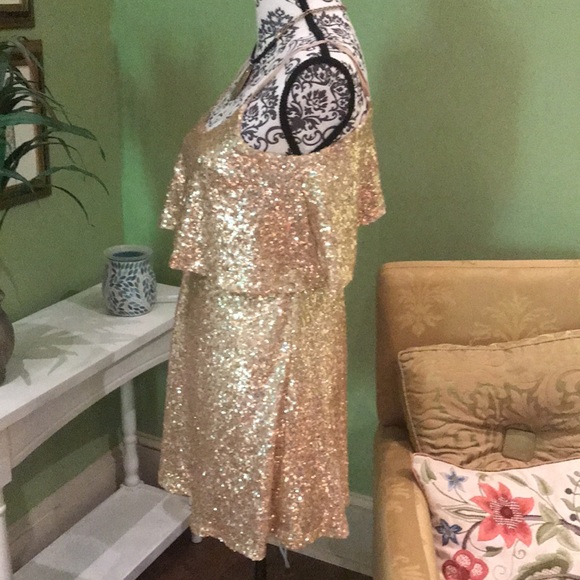 Showstopper sequin dress - Picture 3 of 7